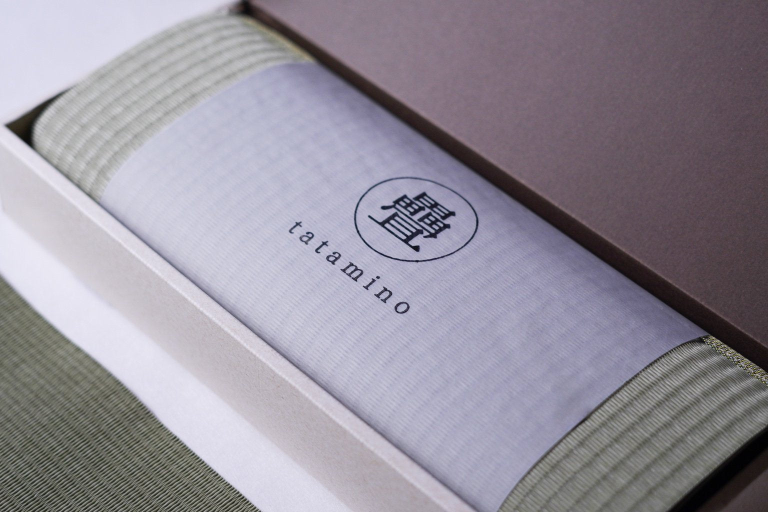 Tatami placemat — washable, heat-safe, handwoven in Kumamoto