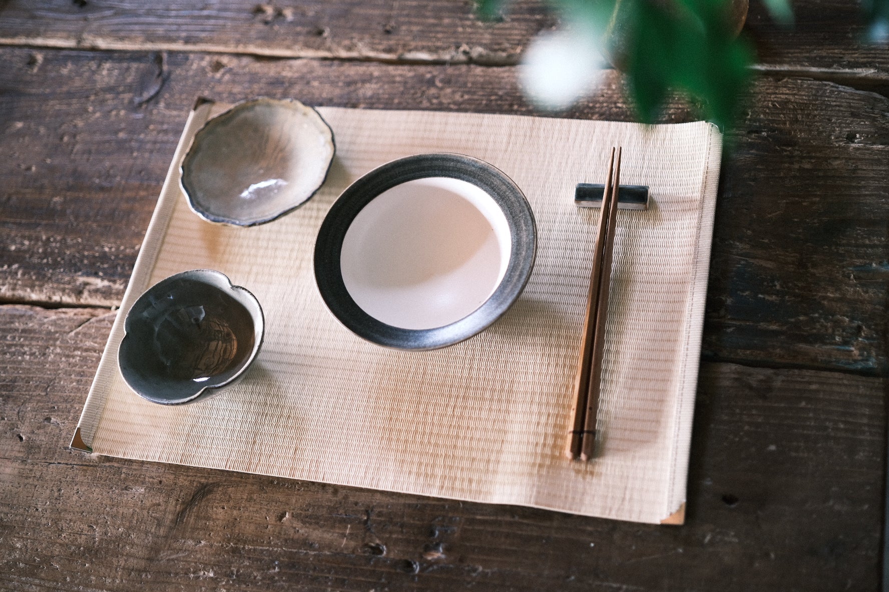 Tatami placemat — washable, heat-safe, handwoven in Kumamoto