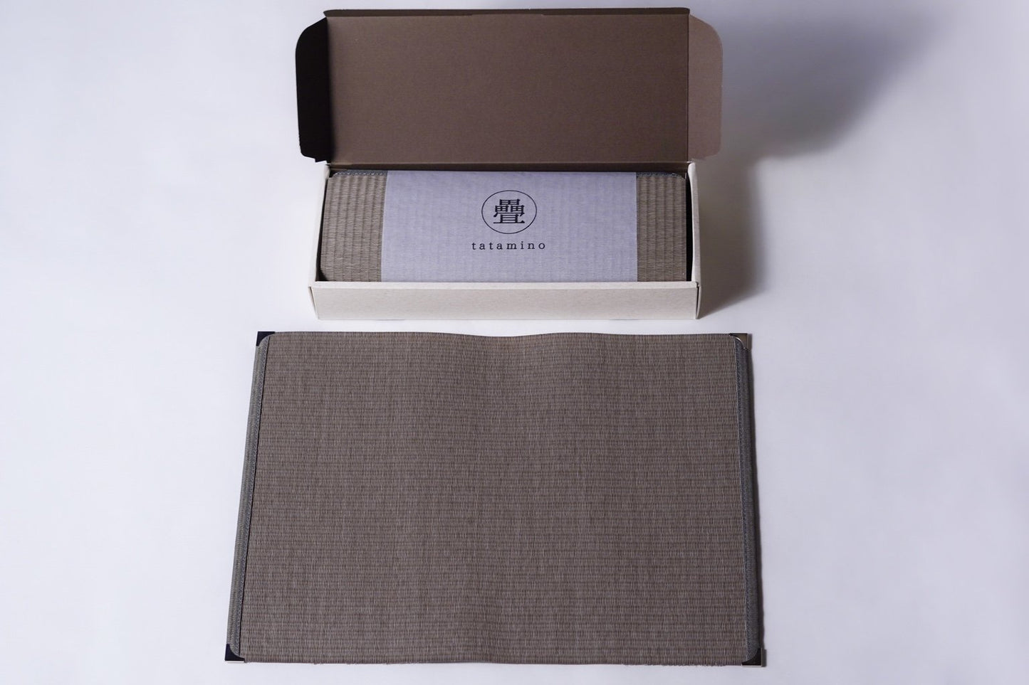 Tatami placemat — washable, heat-safe, handwoven in Kumamoto